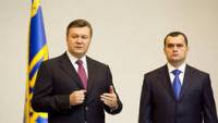 Захарченко рассказал, как Янукович сделал ему «а-та-та» за то, что он не рискнул ночью докладывать о «врадиевском штурме»